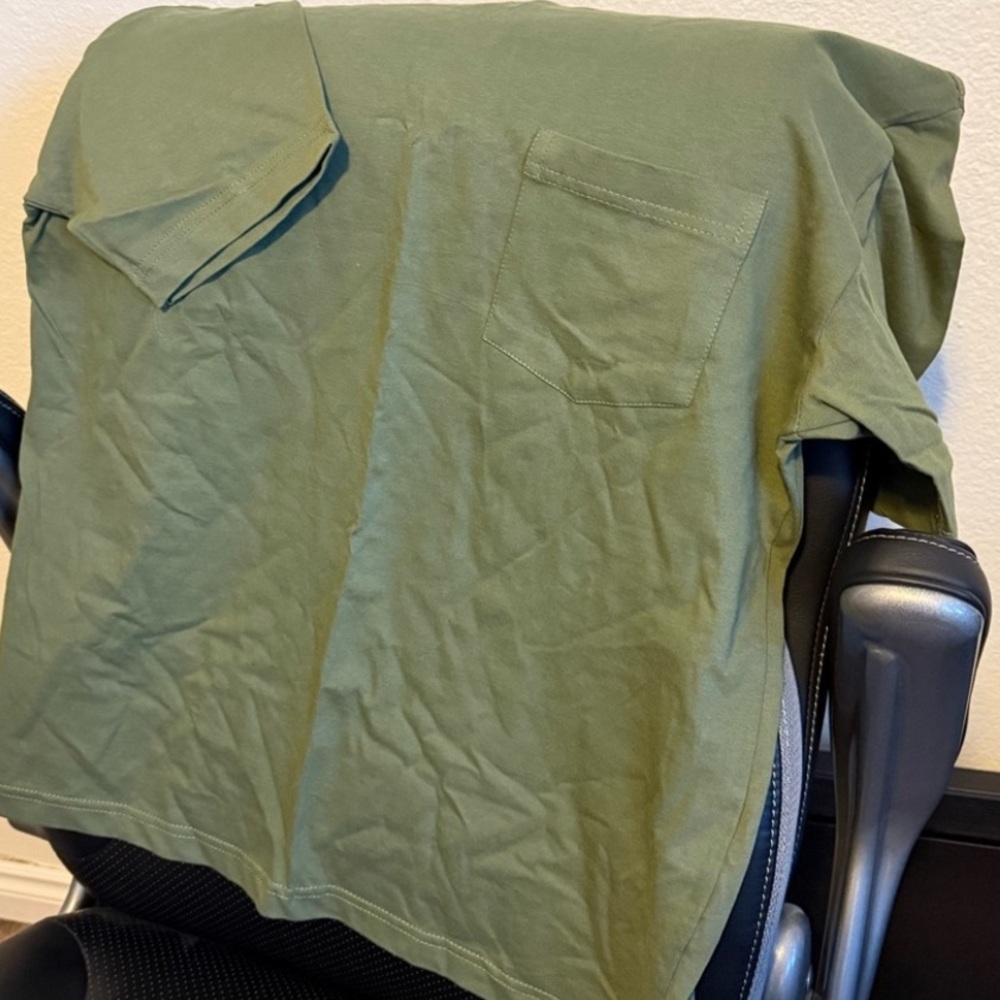 NWOT- Great Northwest green men’s shirt- size L